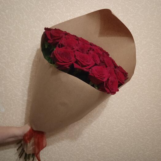 Bouquet of 25 roses Red Naomi