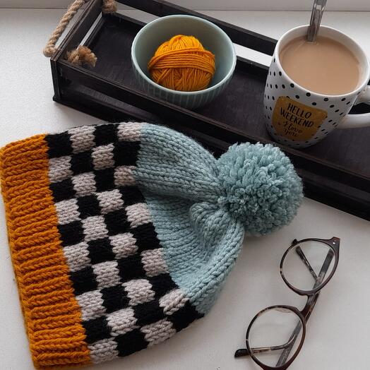 Шапка "Шахматы"