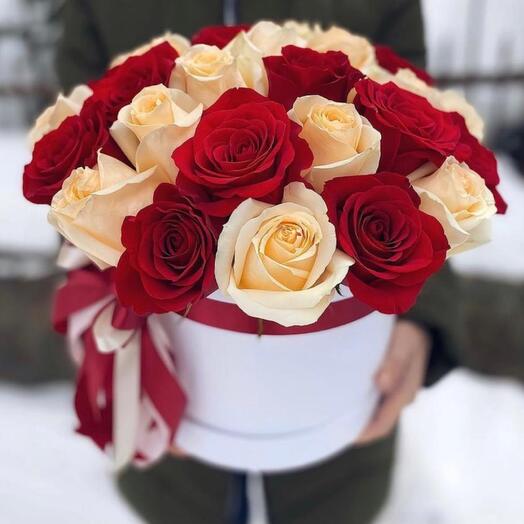 Цветы в коробке классика