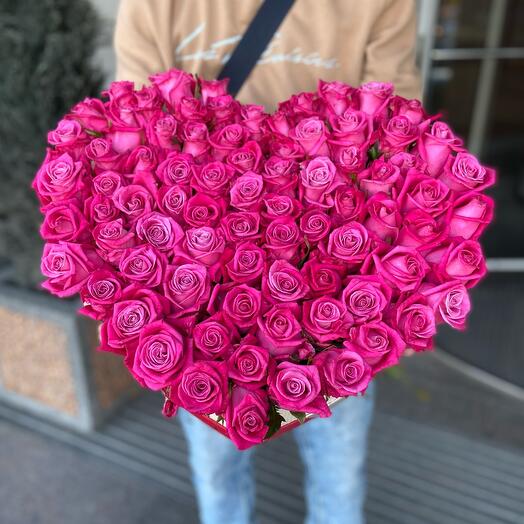 Сердце из роз