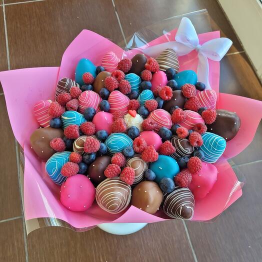 Bouquet of berries