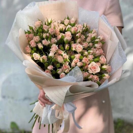 Bouquet  of 21 sweet Zara Spray Roses