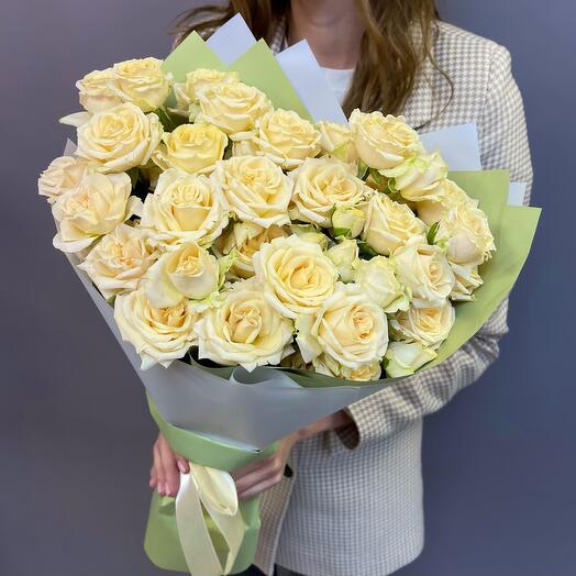 Bouquet of bush cream roses 5 pcs