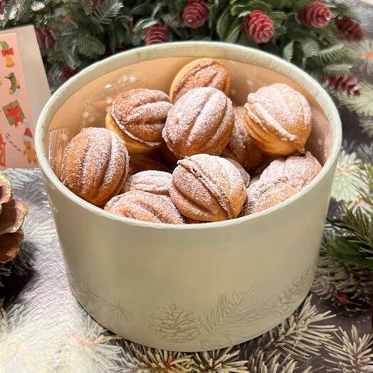 Новогоднее печенье « Орешки»