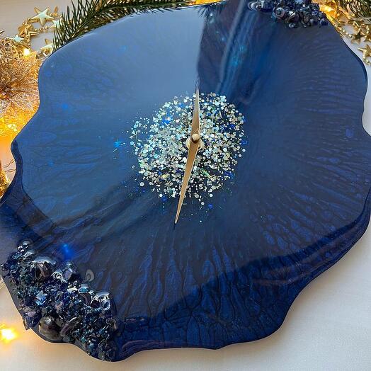 Часы из эпоксидной смолы