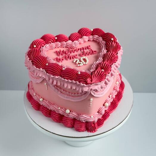 2kg lambeth heart cake