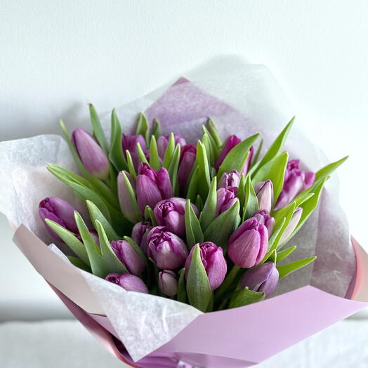 25 tulips