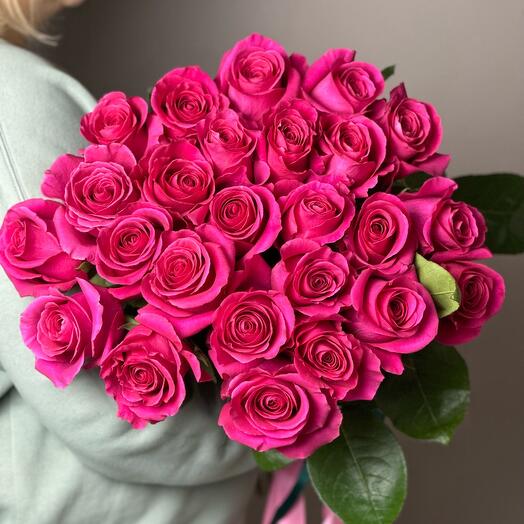 Bouquet of 25 bright pink large roses 🌸
