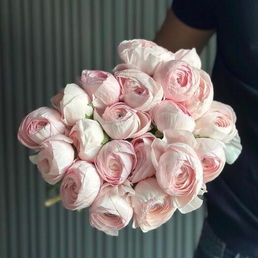 Ramo de Ranunculus 19 piezas