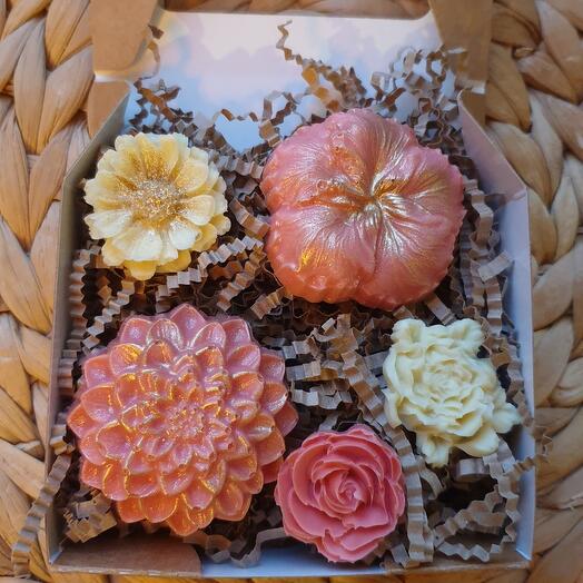 Шоколадные цветы для женщины