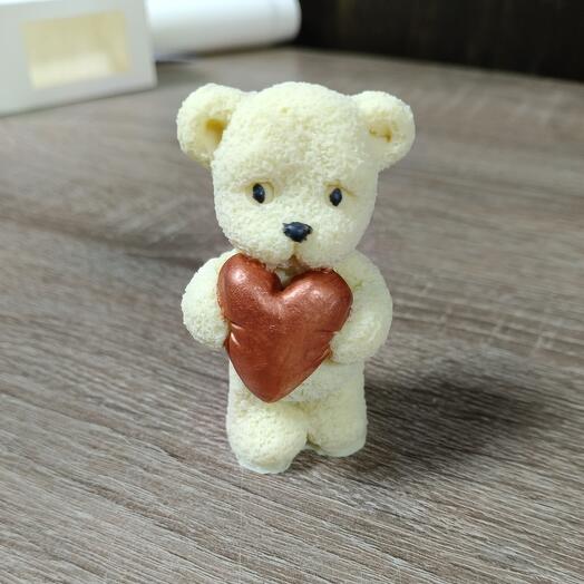 Мишка из белого шоколада