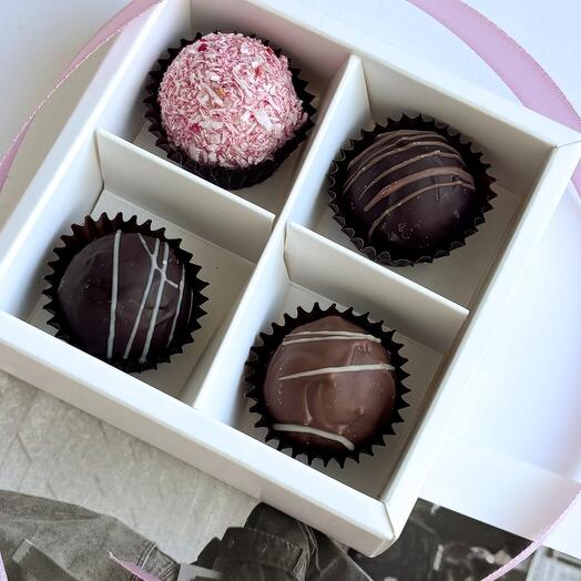 Ассорти шоколадных трюфелей с сыром 4 шт