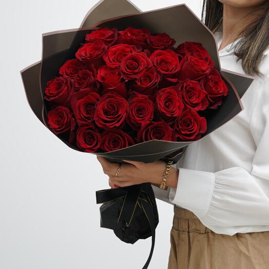 25 Premium Red Rose Bouquet (Ecuador)