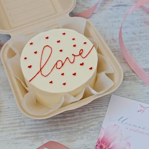 Бенто торт для любимого "love" с сердечками