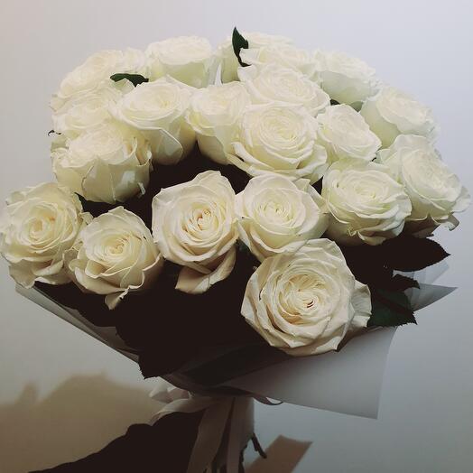 Ramo de 21 rosa blanca/ 21 white roses