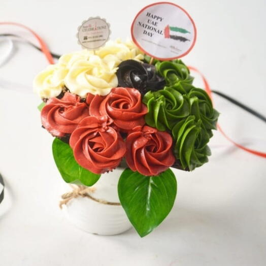 UAE Edible Cupcakes Bouquet