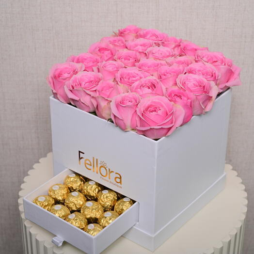 25 Premium Pink Roses with 20 Ferrero Rocher Chocolates