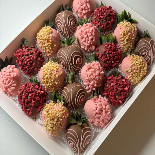 Juego de fresas cubiertas de chocolate 16-20 bayas