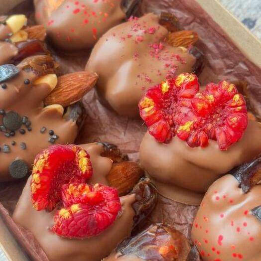 Королевские финики в шоколаде 4 шт