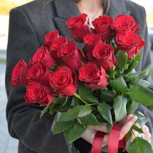 Розы Эквадор 13 шт