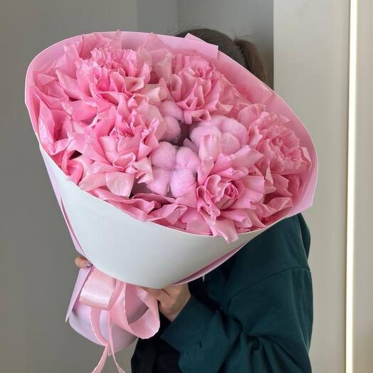 Букет ажурных роз