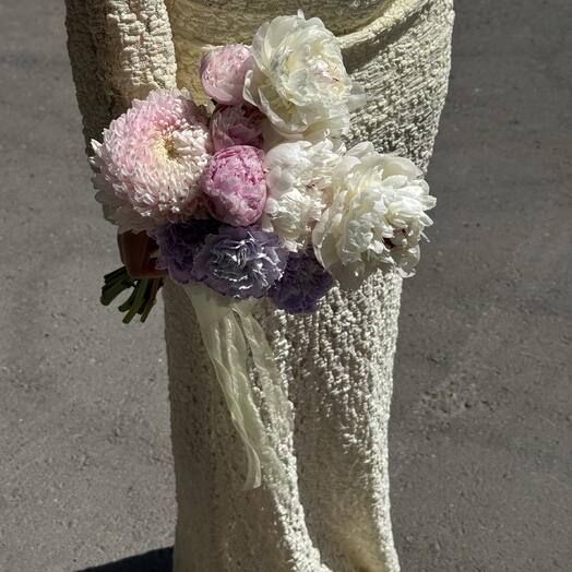 Свадебный букет из пион