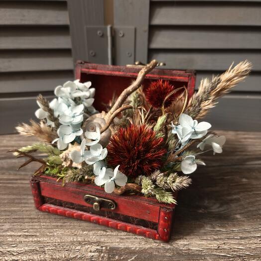 Сокровище Калипсо - сундучок с сухоцветами и ракушками