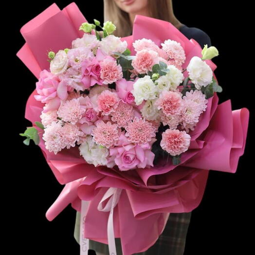 Шикарный розовый пышный букет