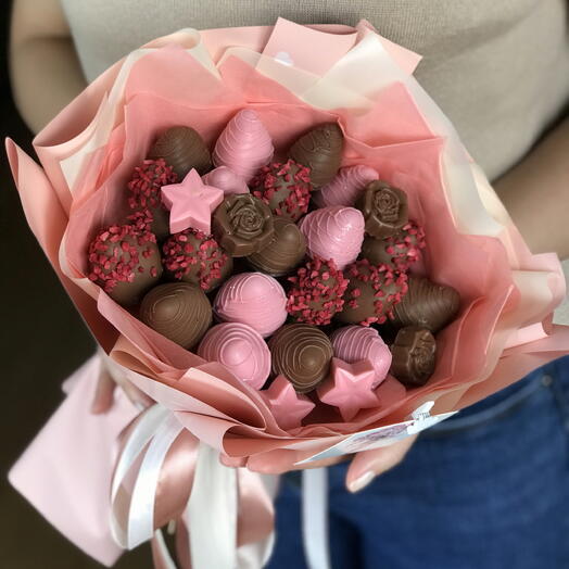 Букет из клубники в шоколаде