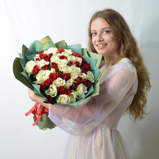 Букет микс красно-белое