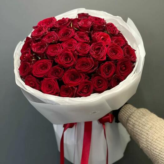 Букет из Красной розы (35 шт)