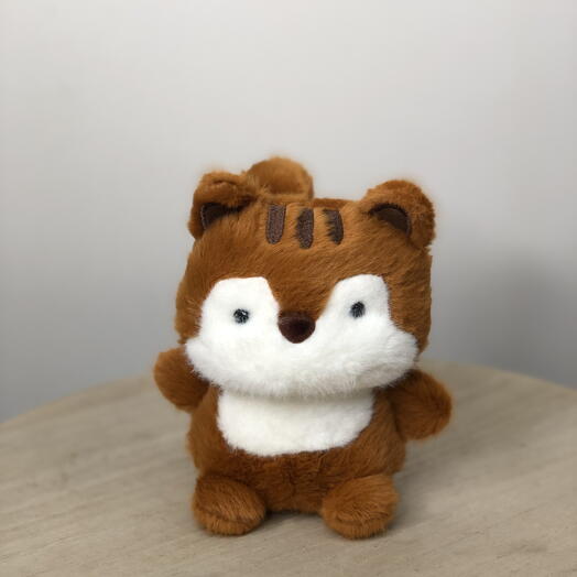 Милая игрушка Бурундучок