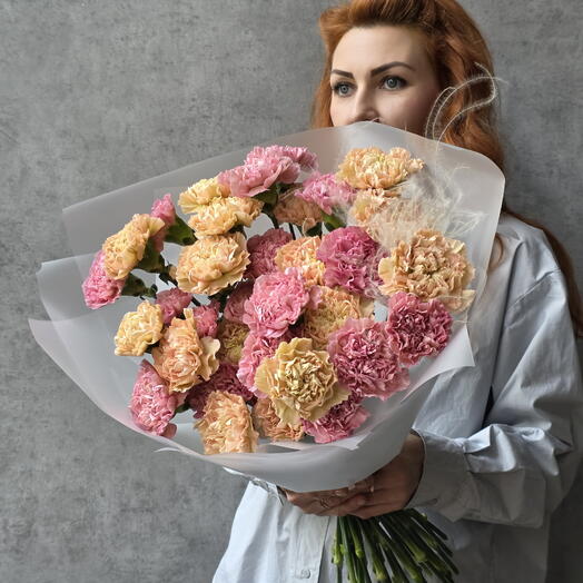 Монобукет из 39 гвоздик микс