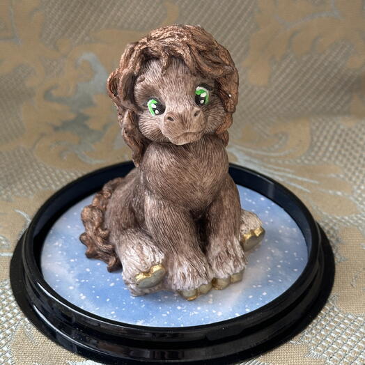 Шоколадная лошадка, съедобный символ года, в подарочной упаковке из ГЛАЗУРИ