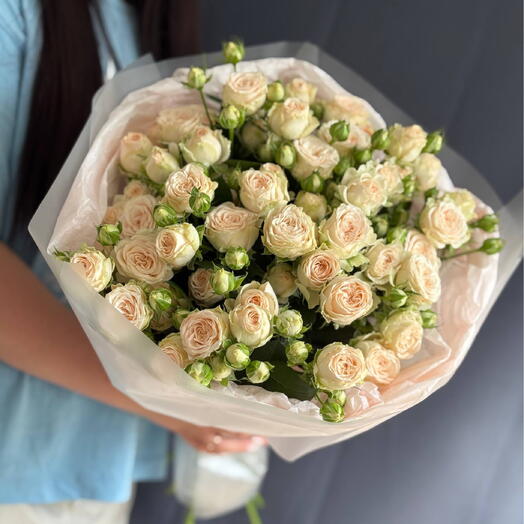 Кустовые розы 15 штук