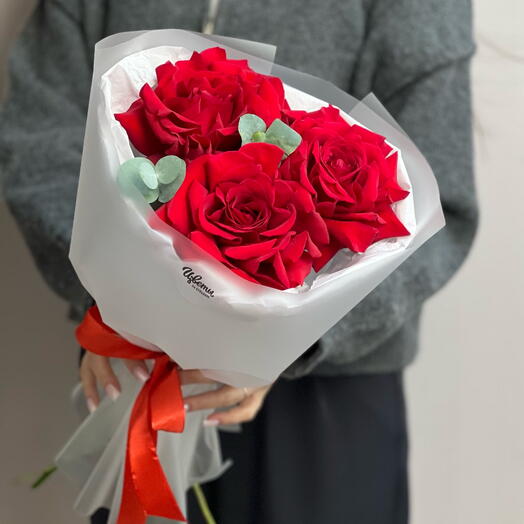 Букет-комплимент из ажурных роз