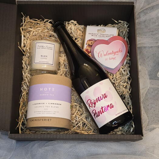 Mezcla agradable: Vino, Velas, Dulces