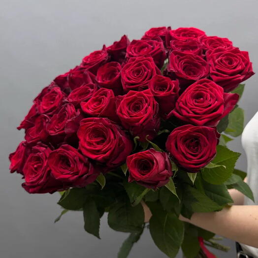 Букет из 31 красной розы