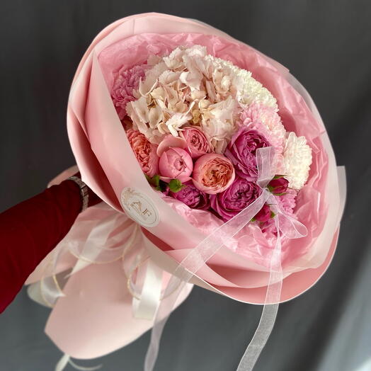 Букет с кустовой розочкой💞