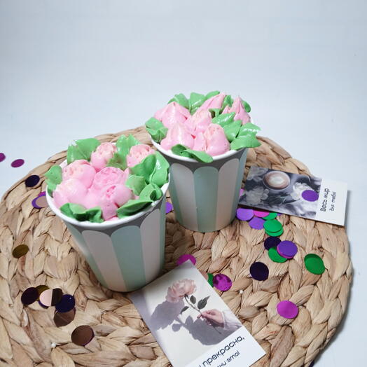 Тортик в стакане с тюльпанами, 8 марта, cake to go