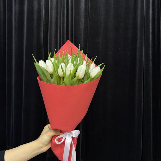 Белые тюльпаны в упаковке 21шт