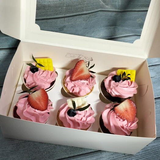 Cupcakes with berry filling 6pcs