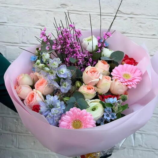 Soft Notes in Bloom