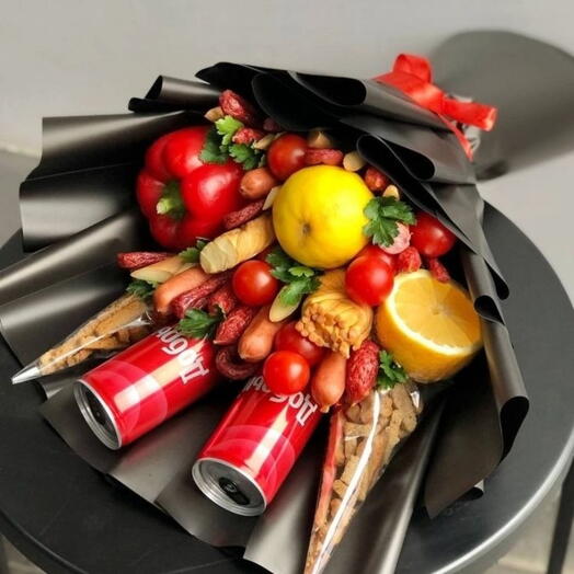 Колбасный букет с колой идеально для коллеги "Вкусная пауза"