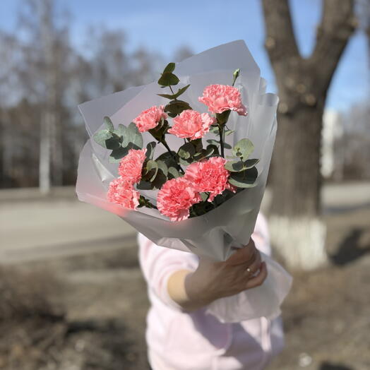 7 диантусов с эвкалиптом