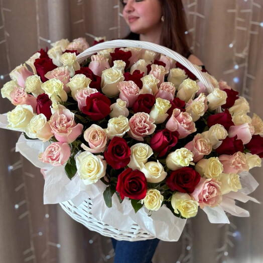 Корзина 101 роза «Я тебя люблю»