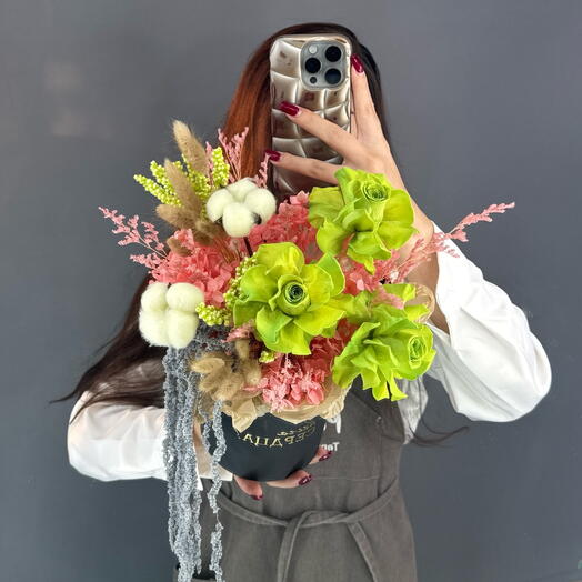 Композиция из сухоцветов💐 Стабилизированная розовая Гортензия и Француская Роза