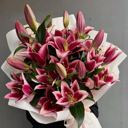 Lily bouquet