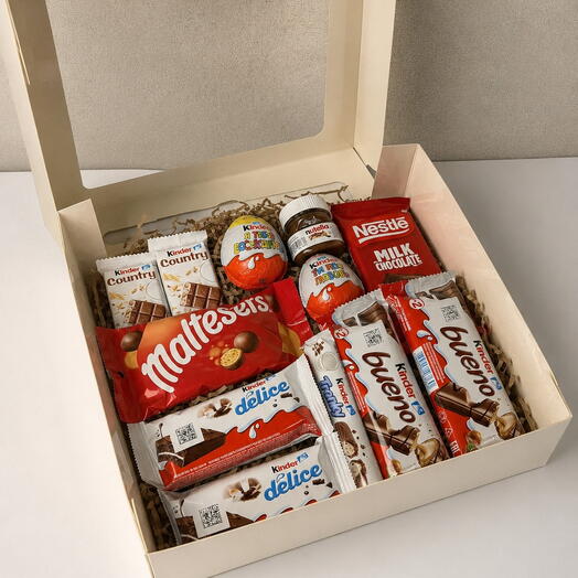 Подарочный бокс со сладостями Kinder «Sweet Surprise»