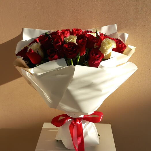 Maksi Flora